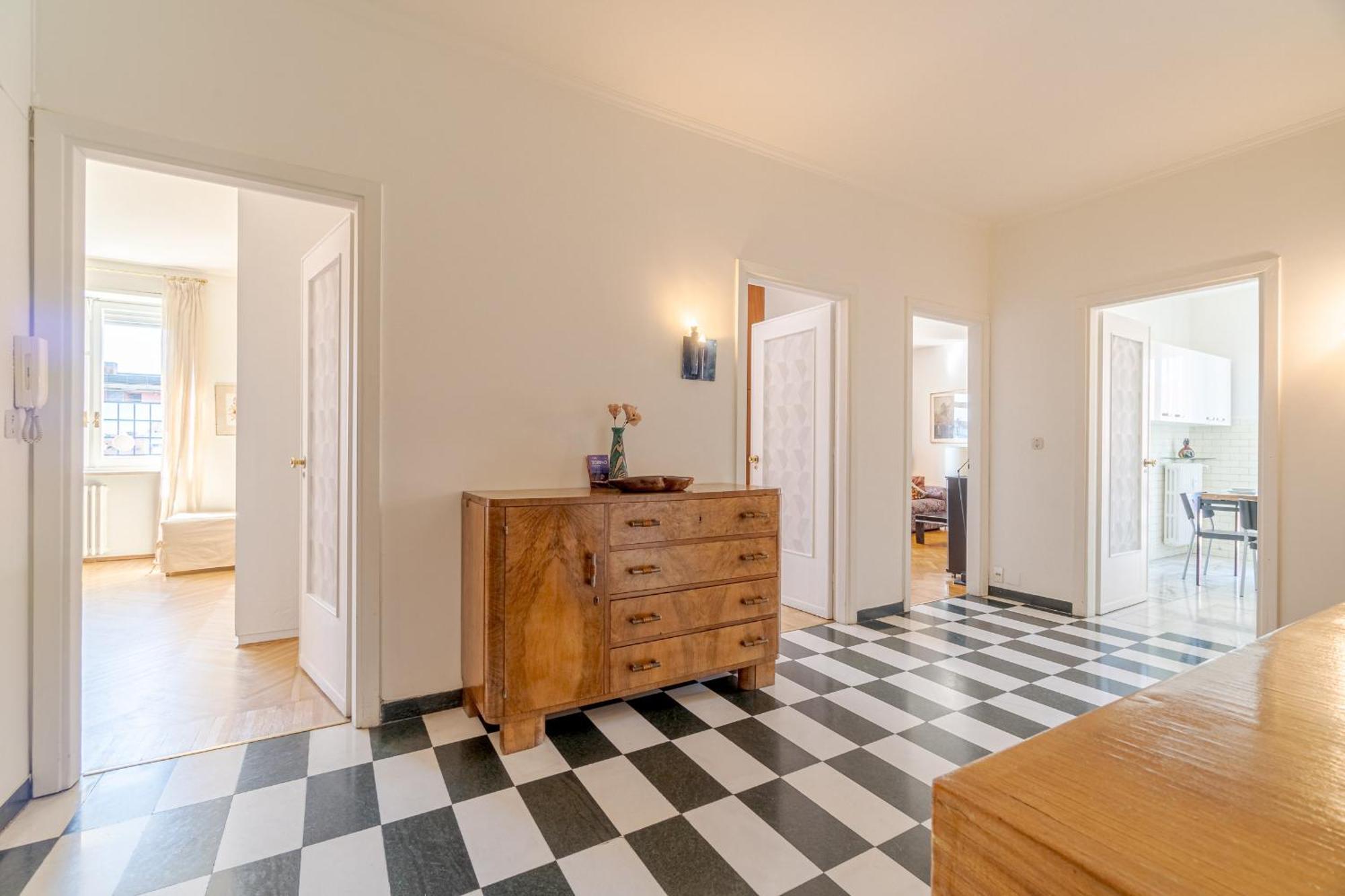 Palazzo Di Giustizia Bright Appartamento