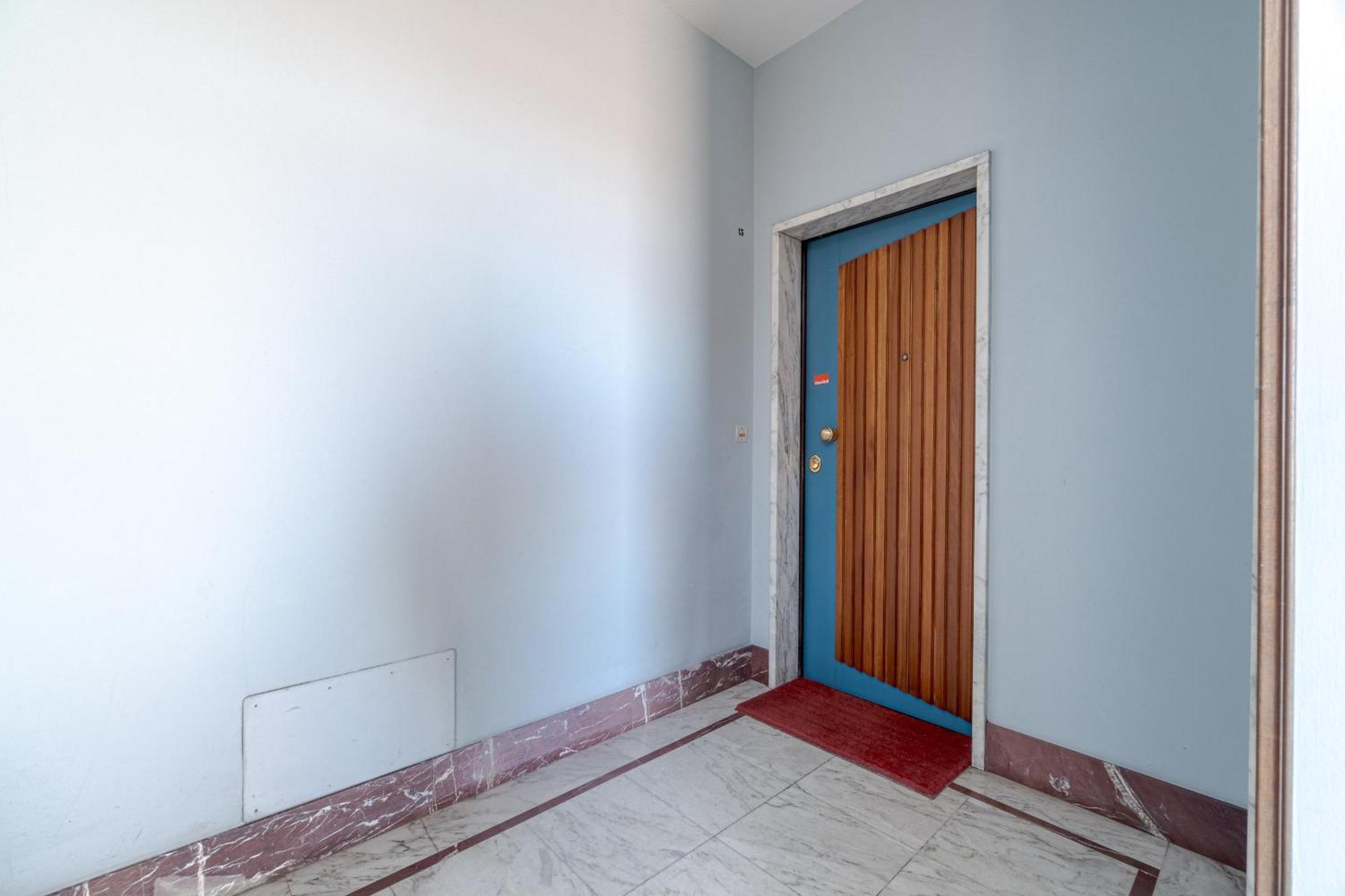 Palazzo Di Giustizia Bright Torino